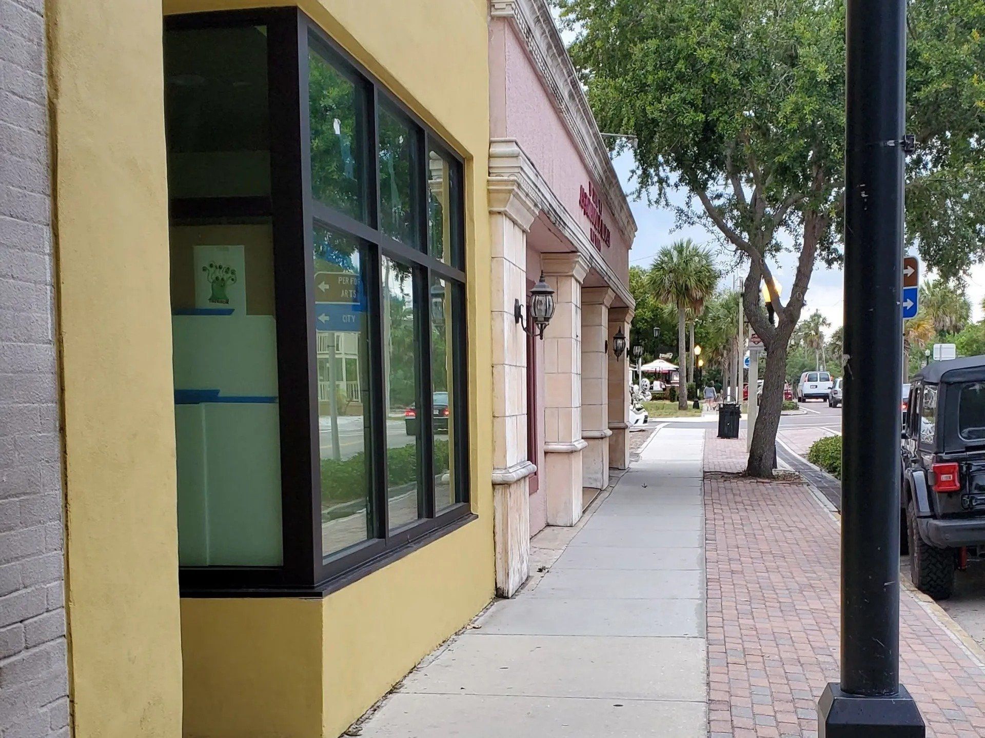 Commercial property tree service